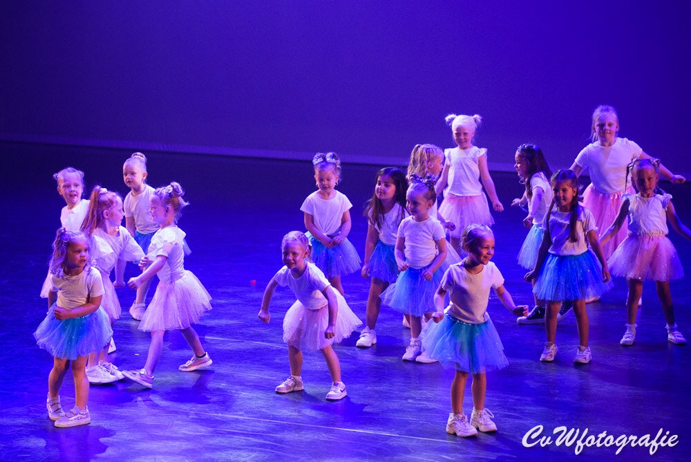 Dansshow 2024 foto 154