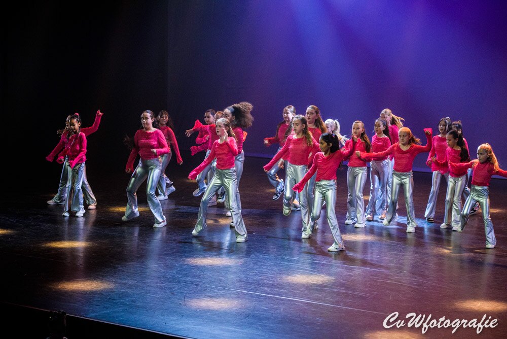 Dansshow 2024 foto 171