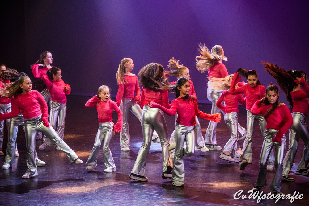 Dansshow 2024 foto 175