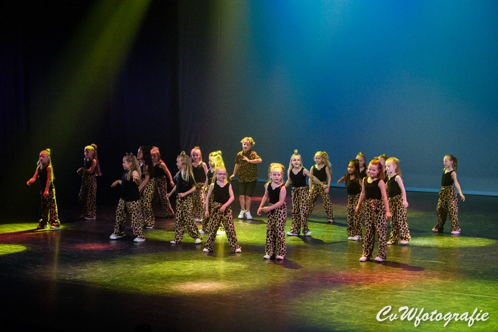 Dansshow 2024 foto 190