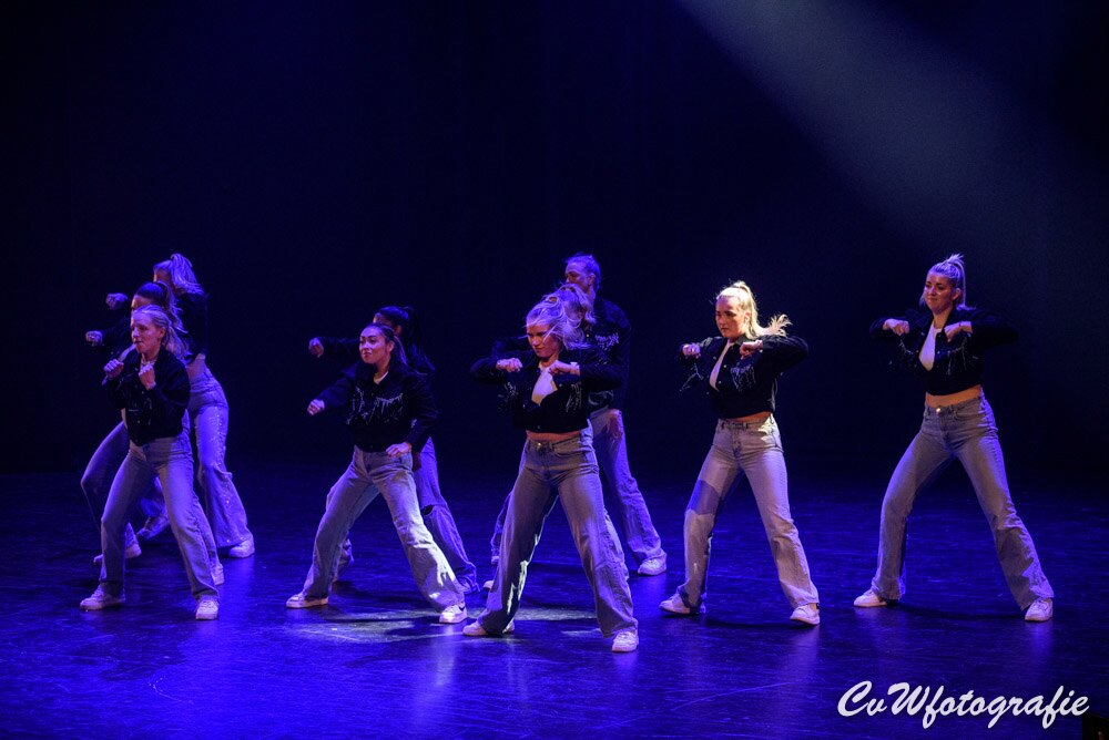 Dansshow 2024 foto 217