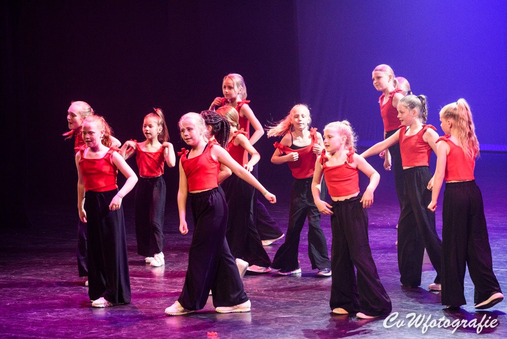 Dansshow 2024 foto 227