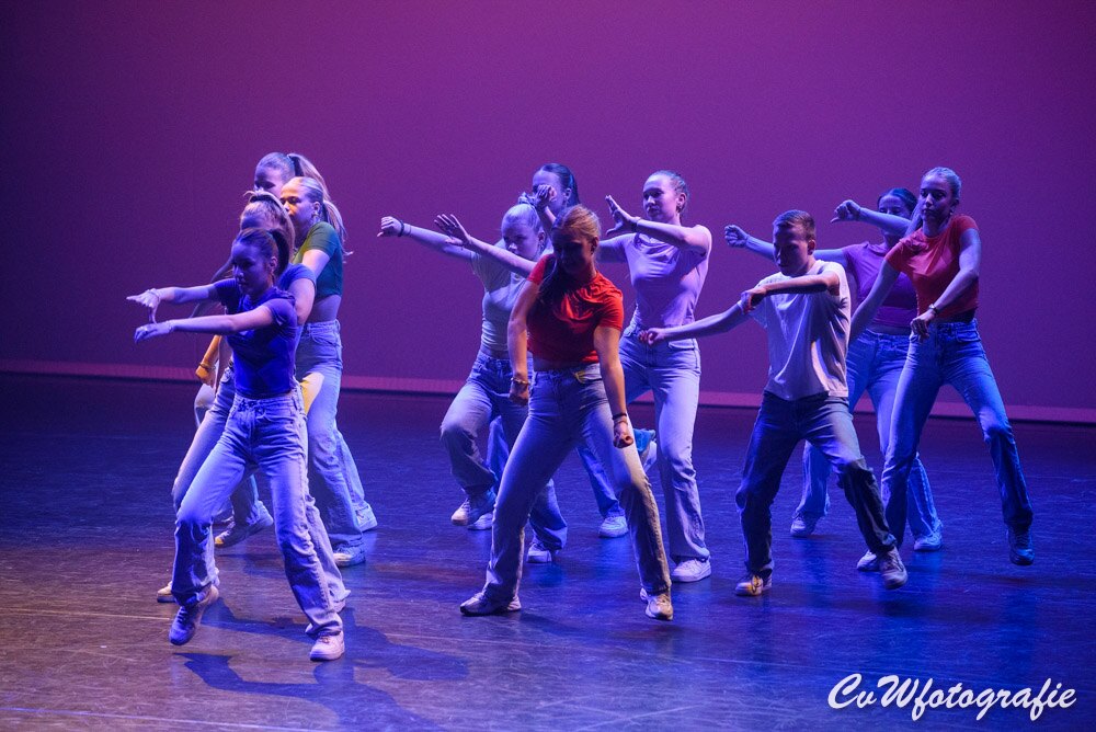 Dansshow 2024 foto 236