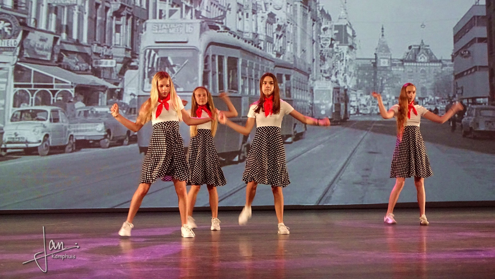 Dansshow Rewind 2025 foto 74