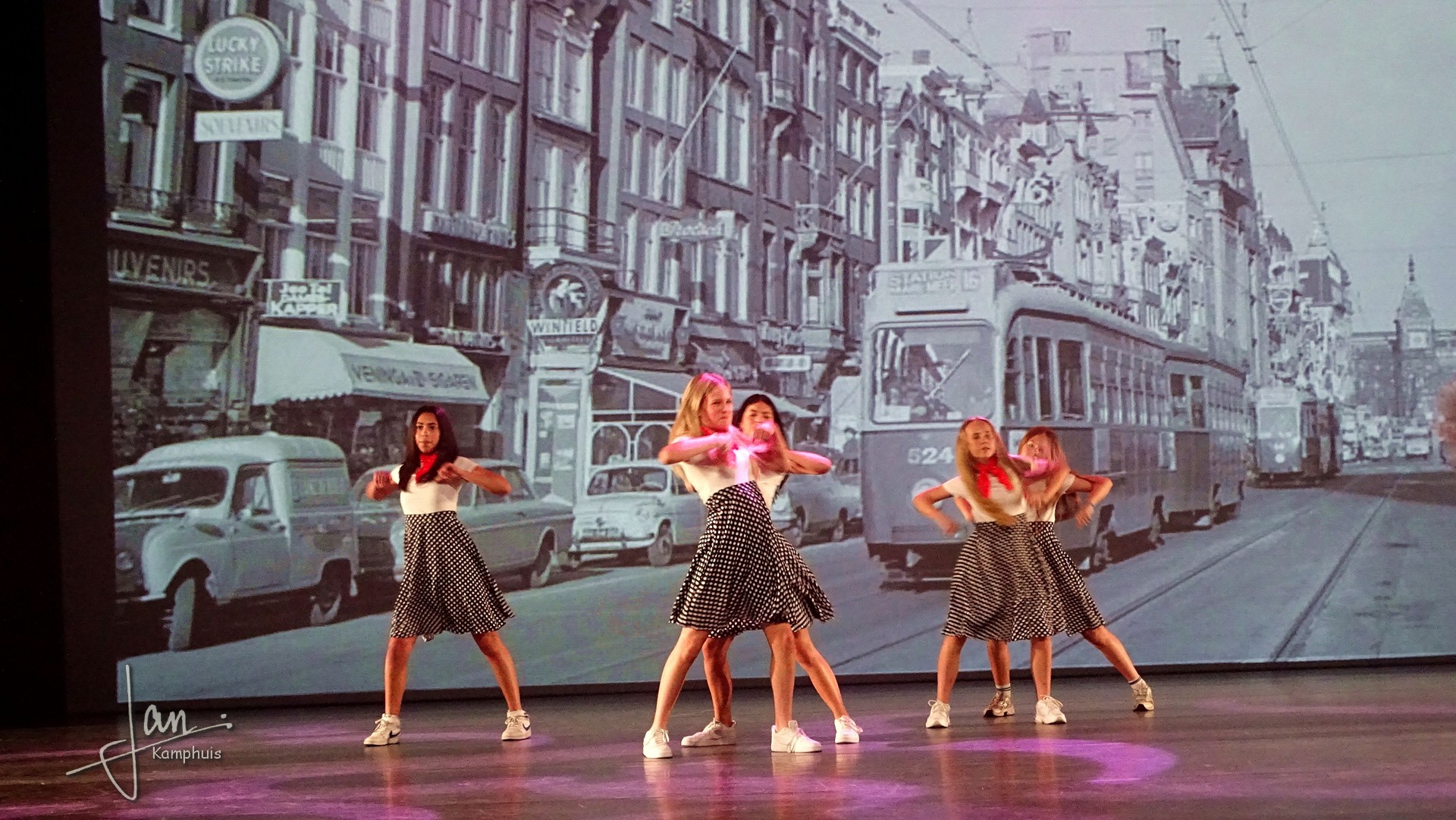 Dansshow Rewind 2025 foto 75