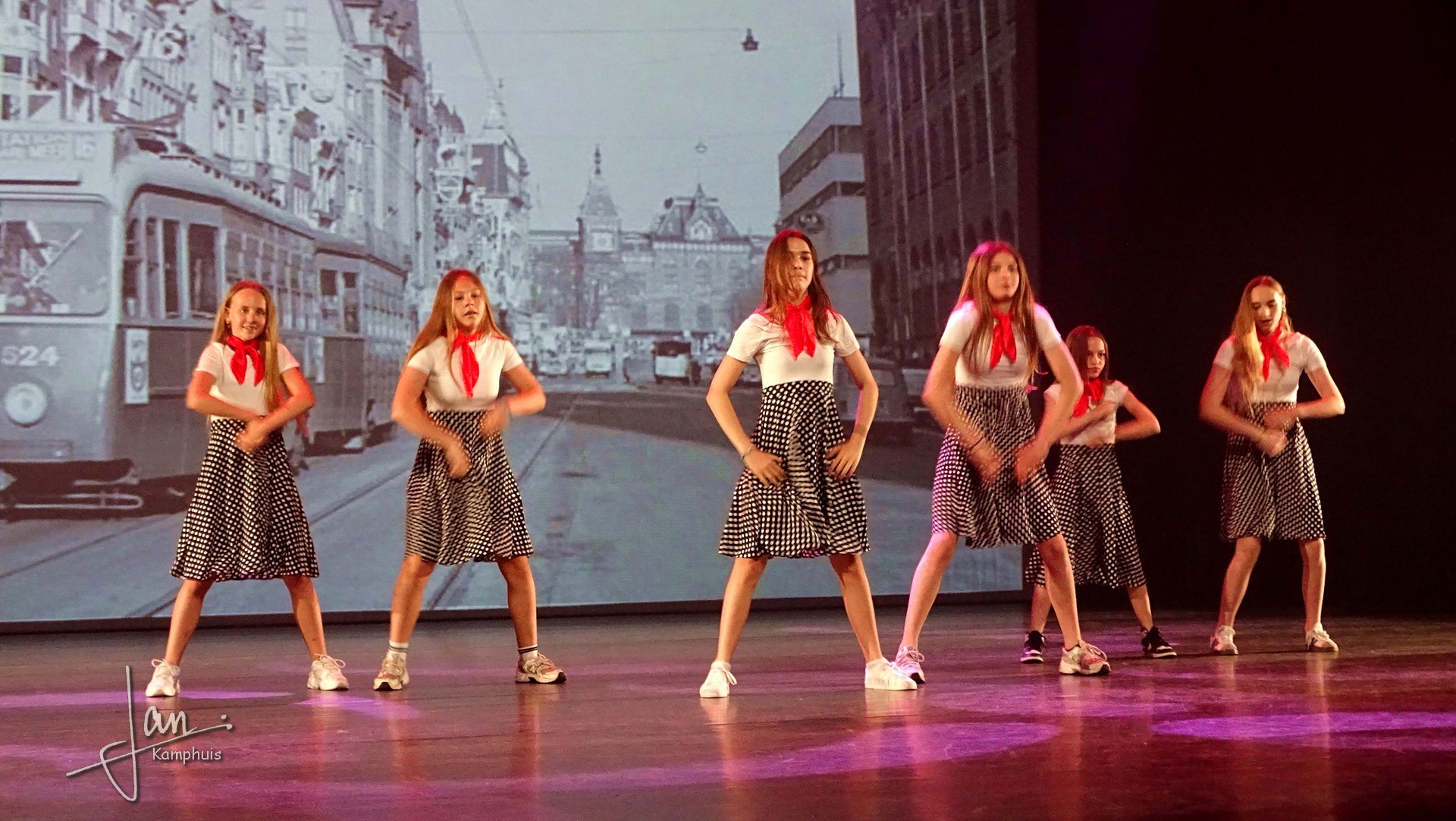 Dansshow Rewind 2025 foto 77