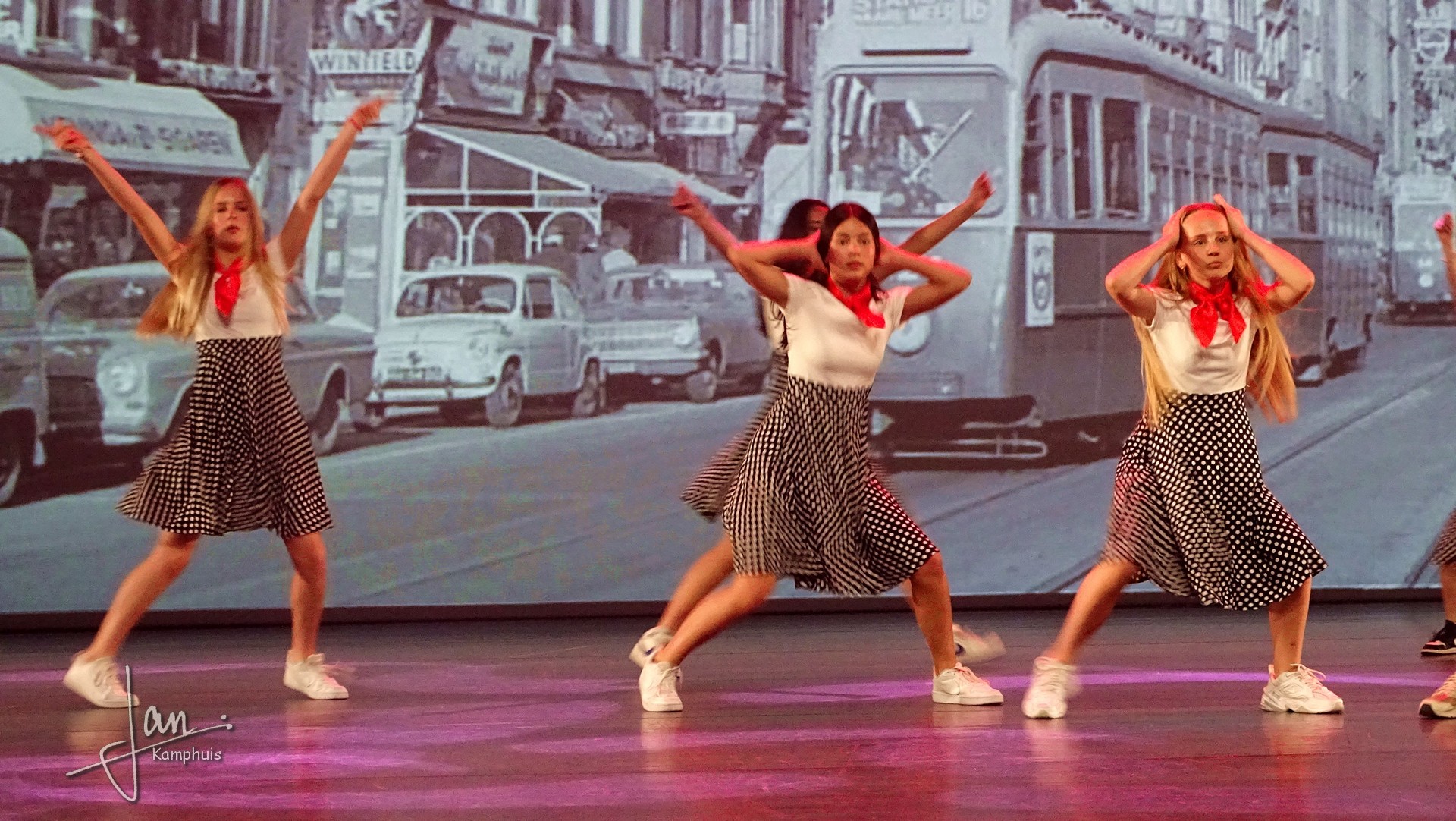 Dansshow Rewind 2025 foto 79