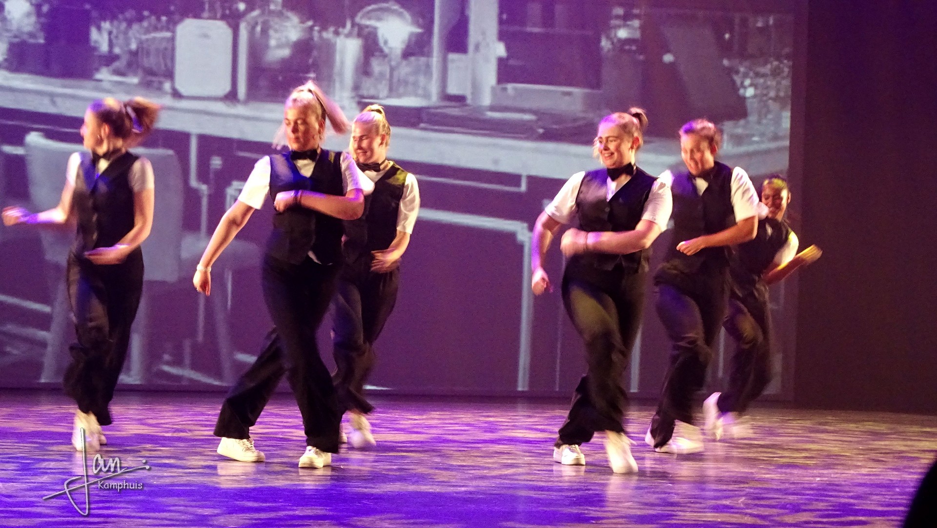 Dansshow Rewind 2025 foto 119