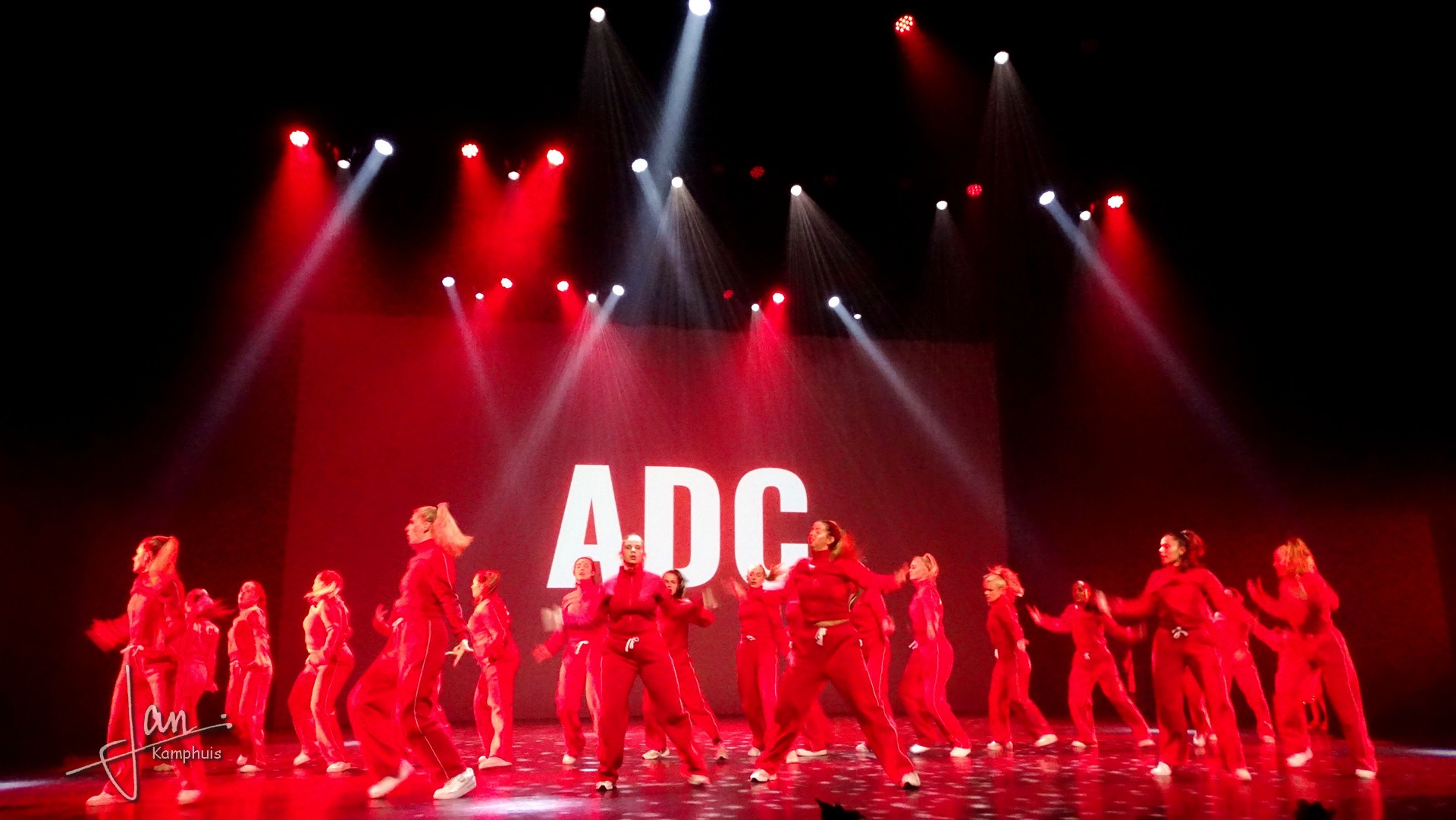 Dansshow Rewind 2025 foto 182