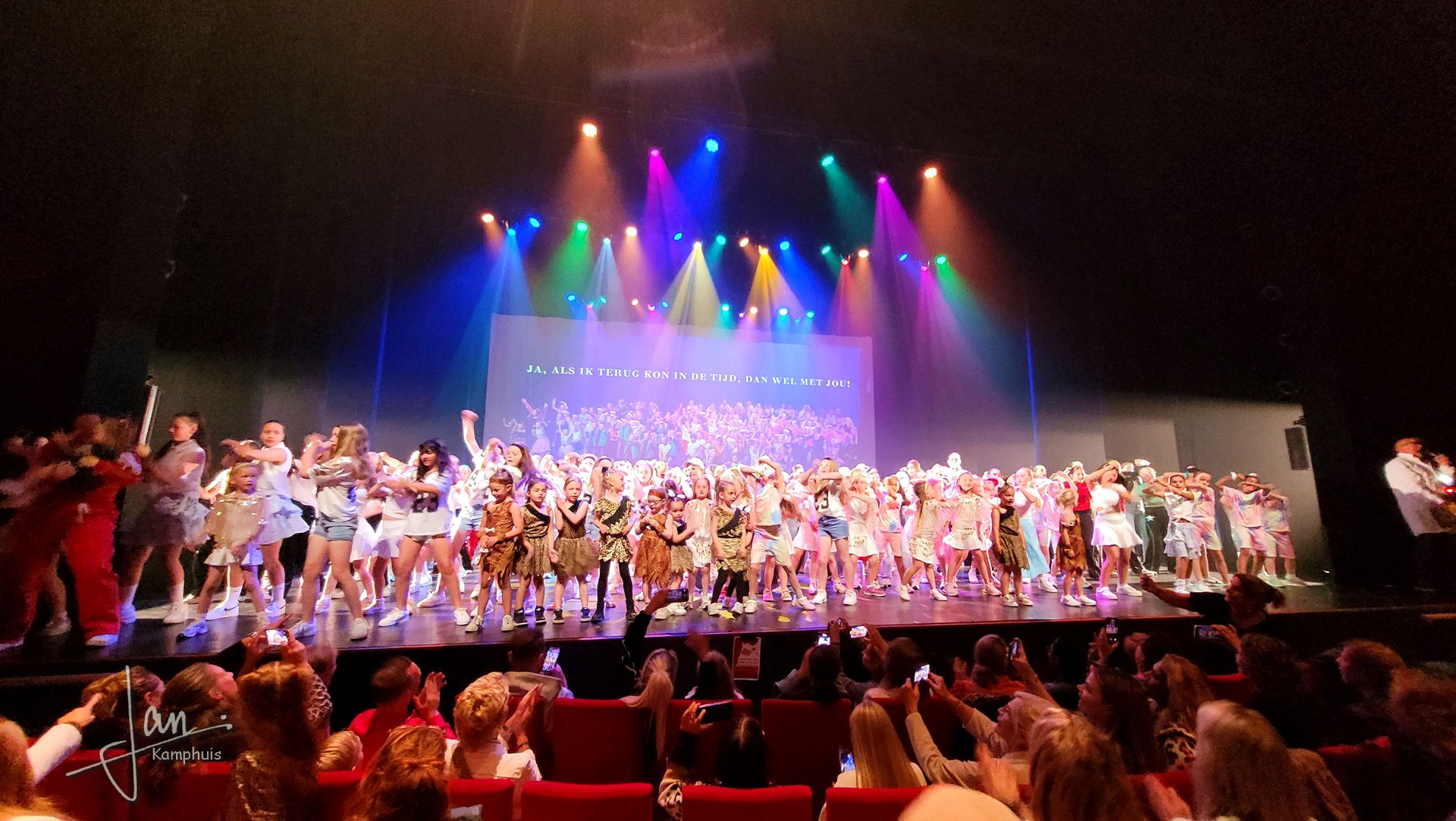 Dansshow Rewind 2025 foto 189