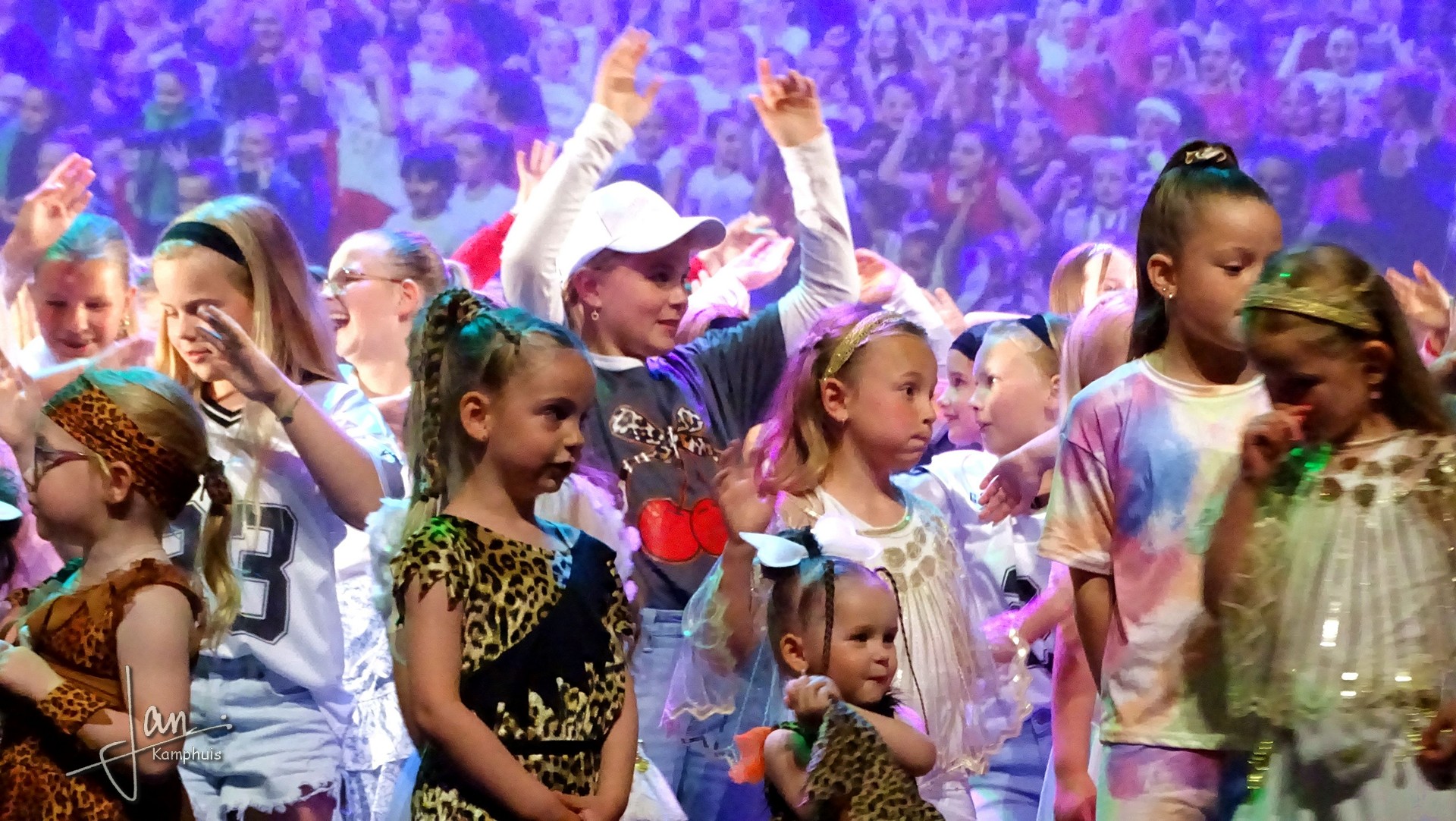 Dansshow Rewind 2025 foto 192