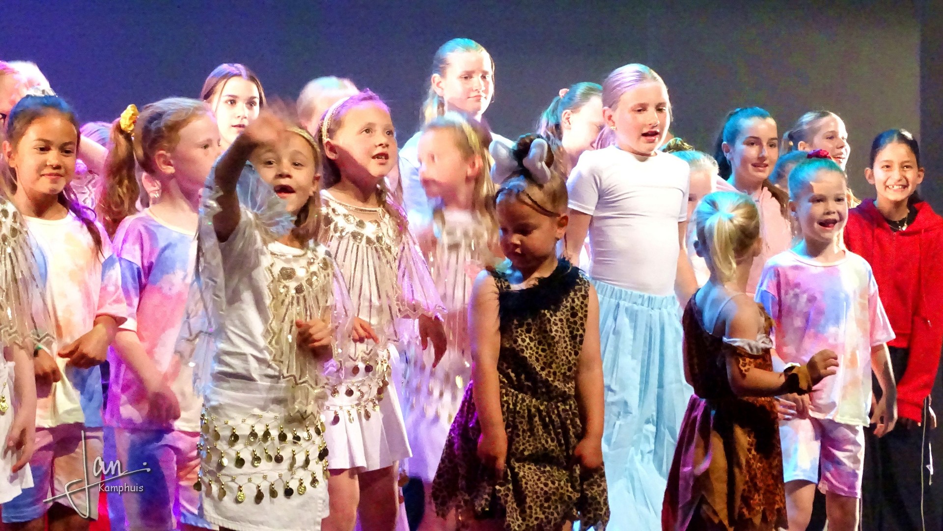 Dansshow Rewind 2025 foto 196
