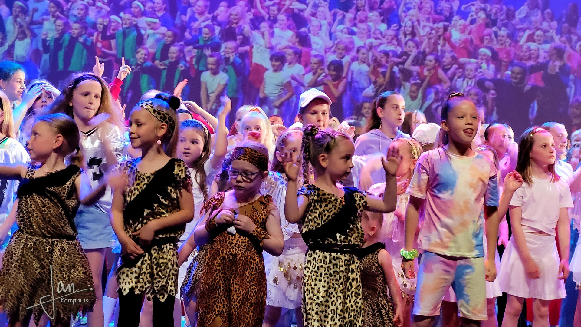 Dansshow Rewind 2025 foto 198